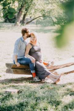 Kámen, ponožky, papír-ový lístek na Stouny